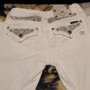 Miss Me Skinny Jeans White Size 27 Length 33in inseam Original $120 List $80